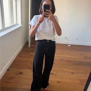 Ribcage wide leg Levi jeans in black